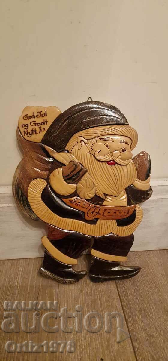 Vintage Wooden Santa - Norway. 31cm/ 24cm with price 68.00 BGN | € 34.77 Vintage Wooden Santa - Norway. 31cm/ 24cm with price 68.00 BGN | € 34.77