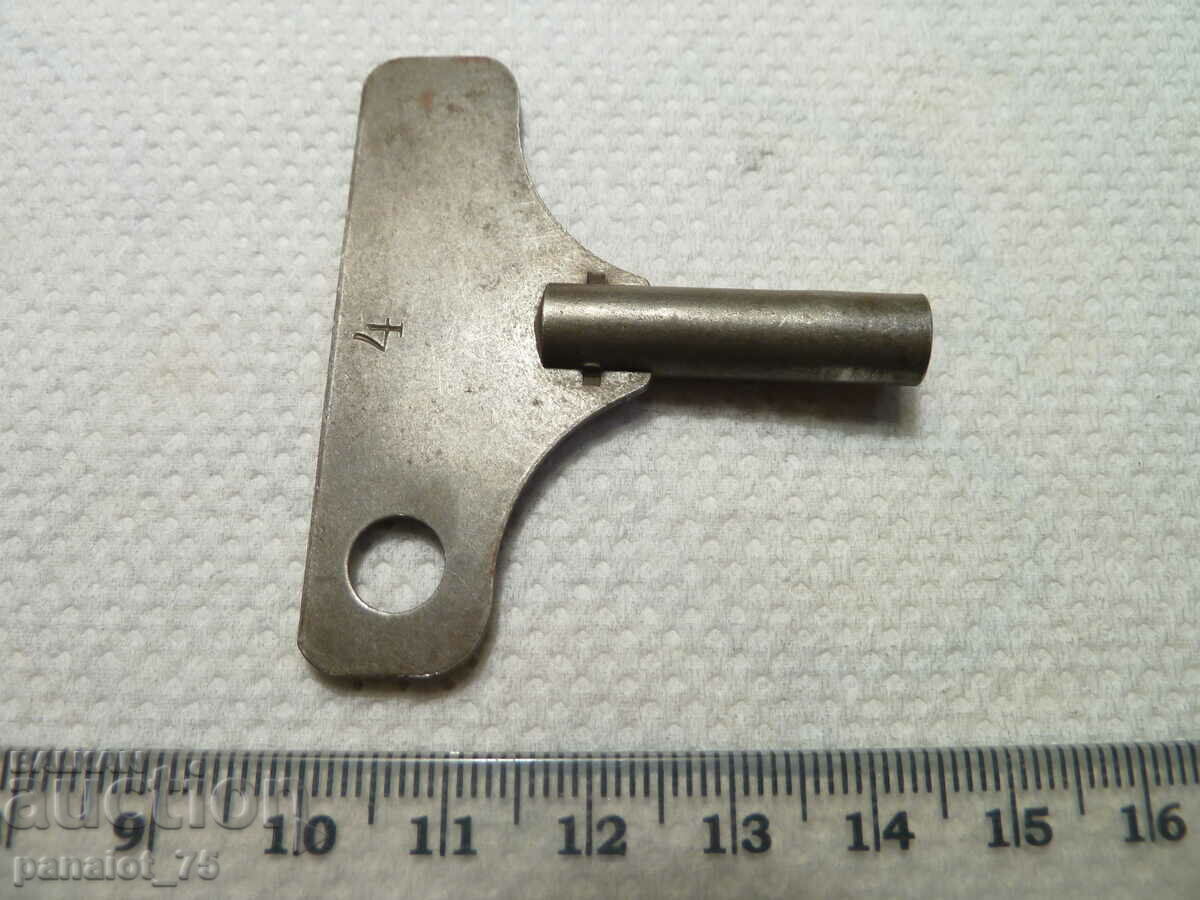 OLD MECHANICAL TOY KEY