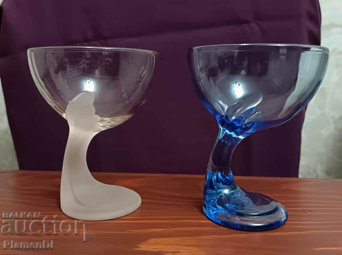 Cups for melba, ice cream 2 pieces. Cups for melba, ice cream 2 pieces.