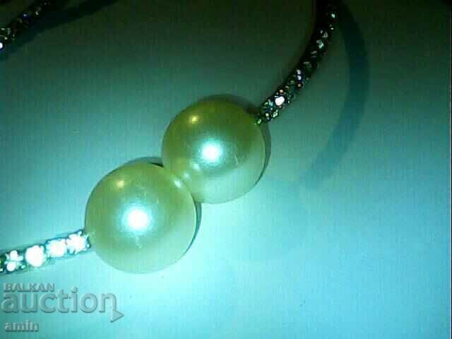 Lot of 3 40 carat crystal necklaces with price 30.00 BGN | € 15.34 Lot of 3 40 carat crystal necklaces with price 30.00 BGN | € 15.34