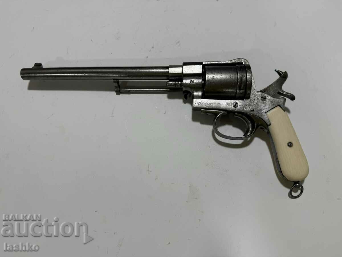 Auction Revolver, pistol, shotgun Auction Revolver, pistol, shotgun