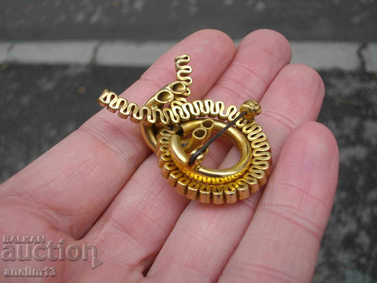 ΜΙΑ ΠΑΛΙΑ ΕΠΙΧΡΥΣΤΗ ΚΑΡΦΙΛΑ - 7 ΜΙΑ ΠΑΛΙΑ ΕΠΙΧΡΥΣΤΗ ΚΑΡΦΙΛΑ - 7