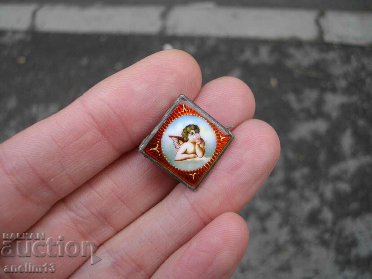 Auction OLD SILVER ANGEL ENAMEL BROOCH Auction OLD SILVER ANGEL ENAMEL BROOCH
