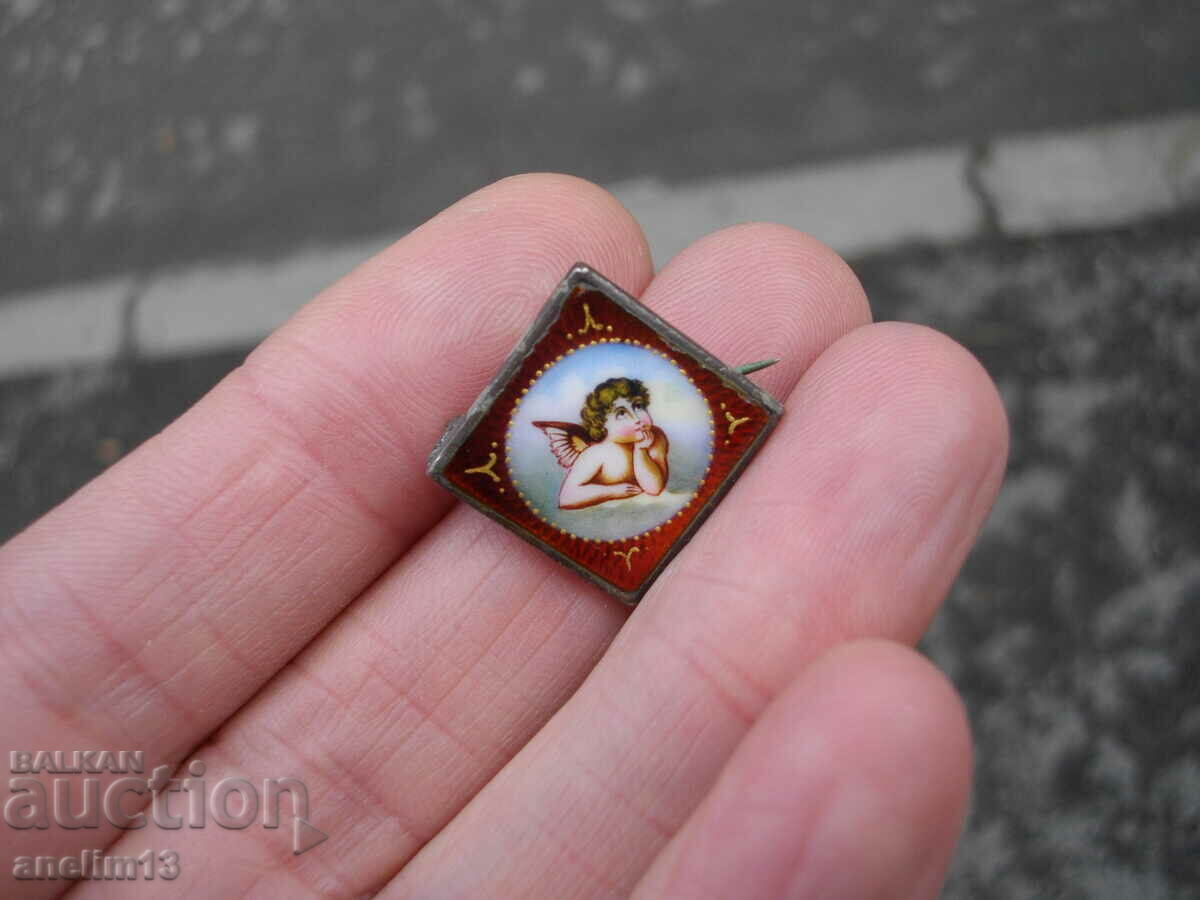 Delivery of OLD SILVER ANGEL ENAMEL BROOCH Delivery of OLD SILVER ANGEL ENAMEL BROOCH