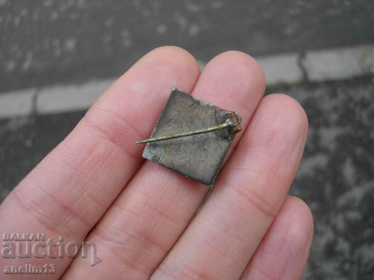 OLD SILVER ANGEL ENAMEL BROOCH - 6 OLD SILVER ANGEL ENAMEL BROOCH - 6