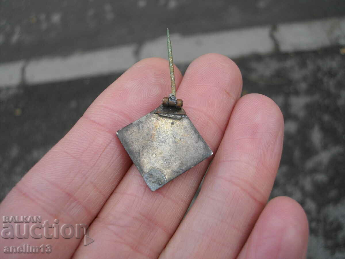 OLD SILVER ANGEL ENAMEL BROOCH - 7 OLD SILVER ANGEL ENAMEL BROOCH - 7