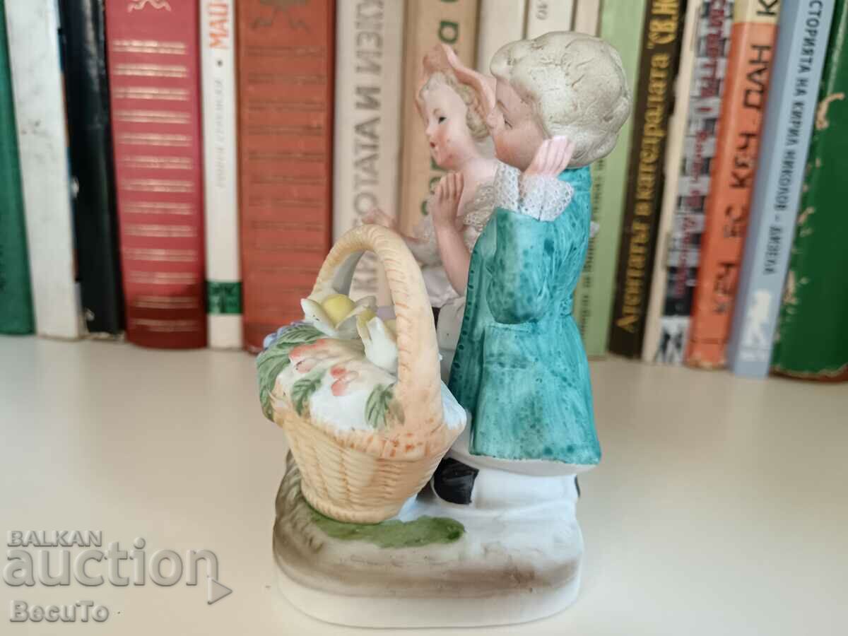 Porcelain figurine girl and boy with basket, lace - 5 Porcelain figurine girl and boy with basket, lace - 5