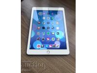 Таблет Apple iPad 5th Gen. 32GB, Wi-Fi, 9.7in - Gold