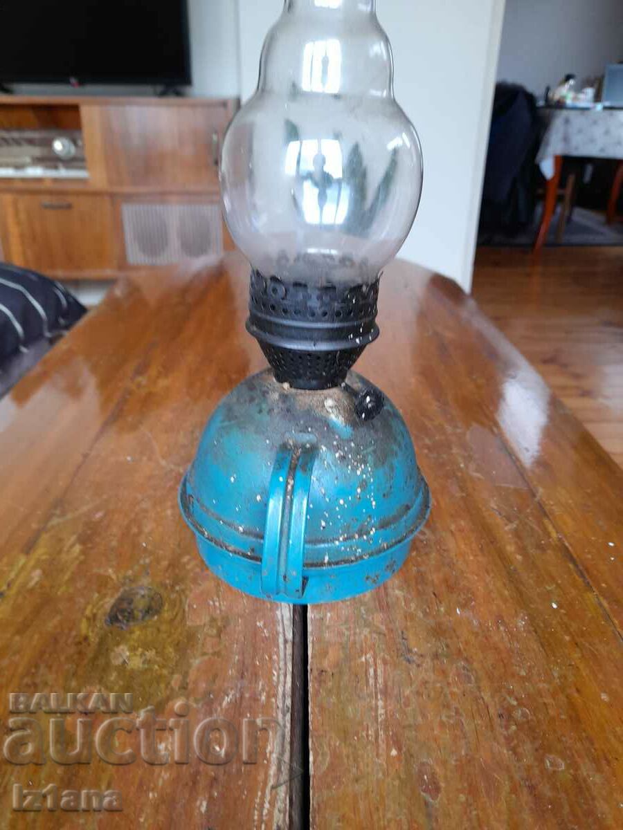 Доставка на Стара газена лампа Доставка на Стара газена лампа