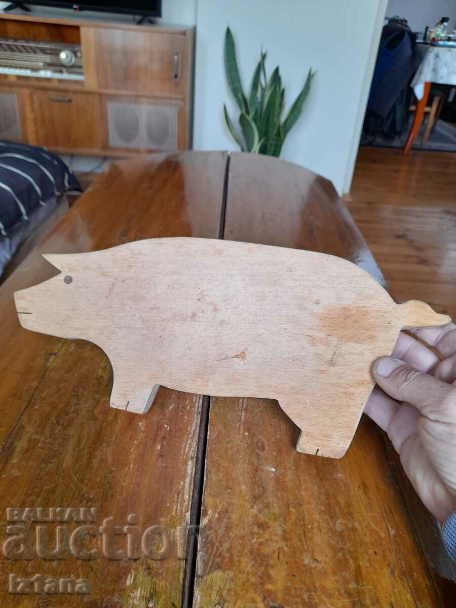 Auction Old Cutting Board Auction Old Cutting Board