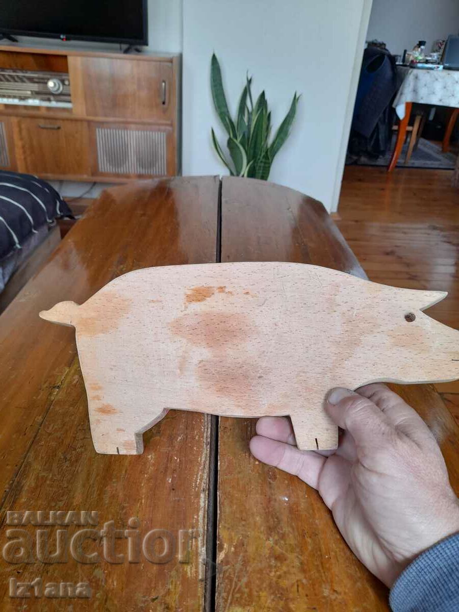 Delivery of Old Cutting Board Delivery of Old Cutting Board