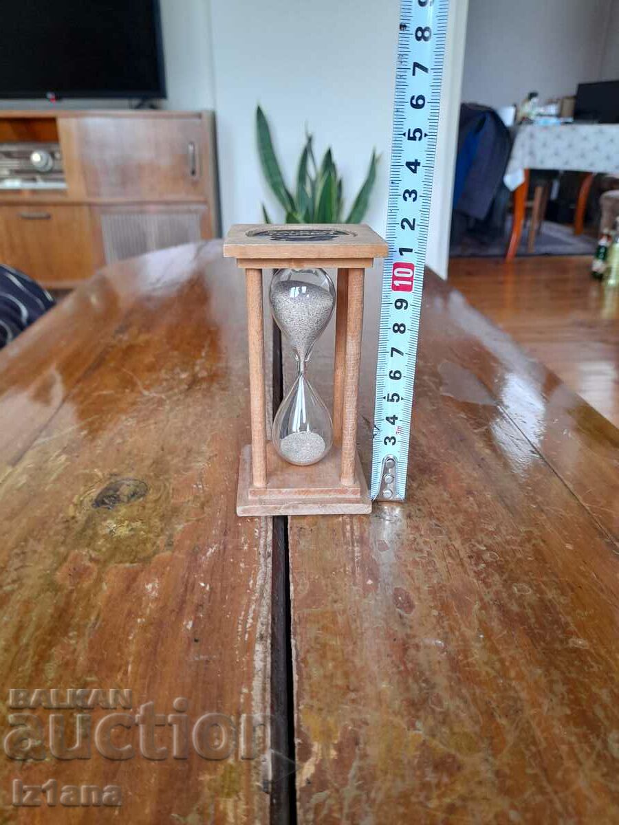 Old hourglass BGA Balkan, Balkantourist with price 55.00 BGN | € 28.12 Old hourglass BGA Balkan, Balkantourist with price 55.00 BGN | € 28.12