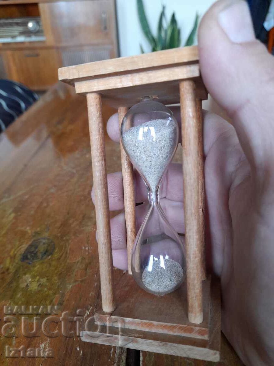 Auction Old hourglass BGA Balkan, Balkantourist Auction Old hourglass BGA Balkan, Balkantourist