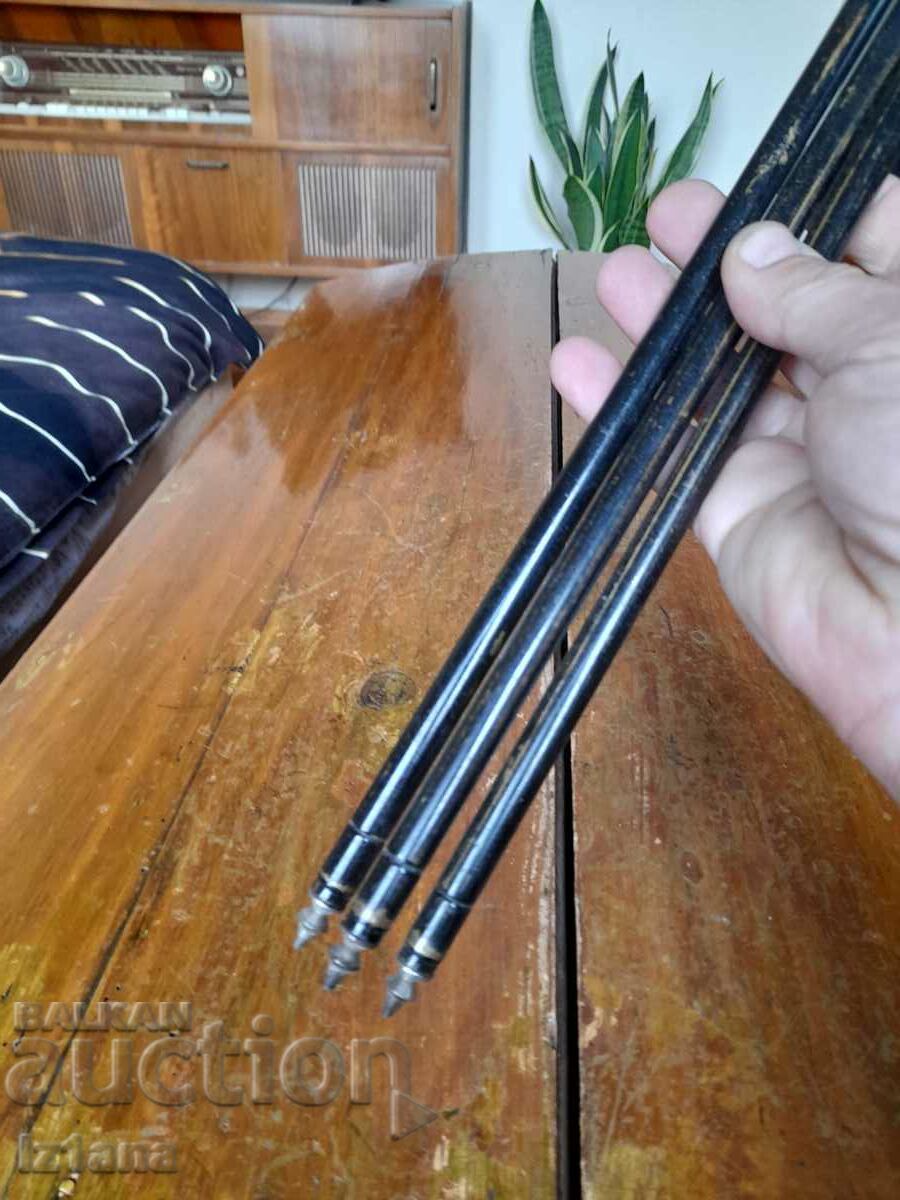 Auction Old tripod, camera tripod Auction Old tripod, camera tripod