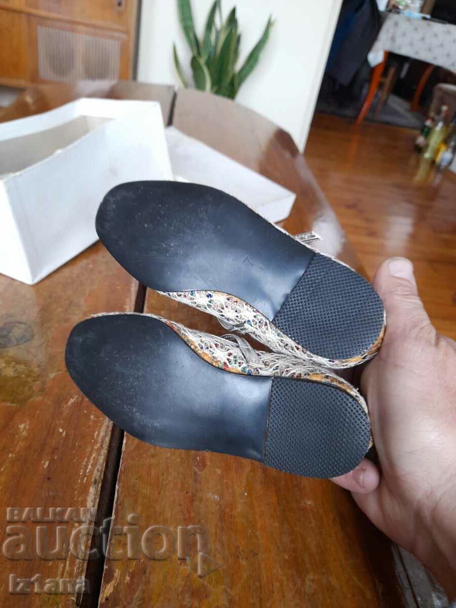 Old Dolcis Children's Shoes - 5