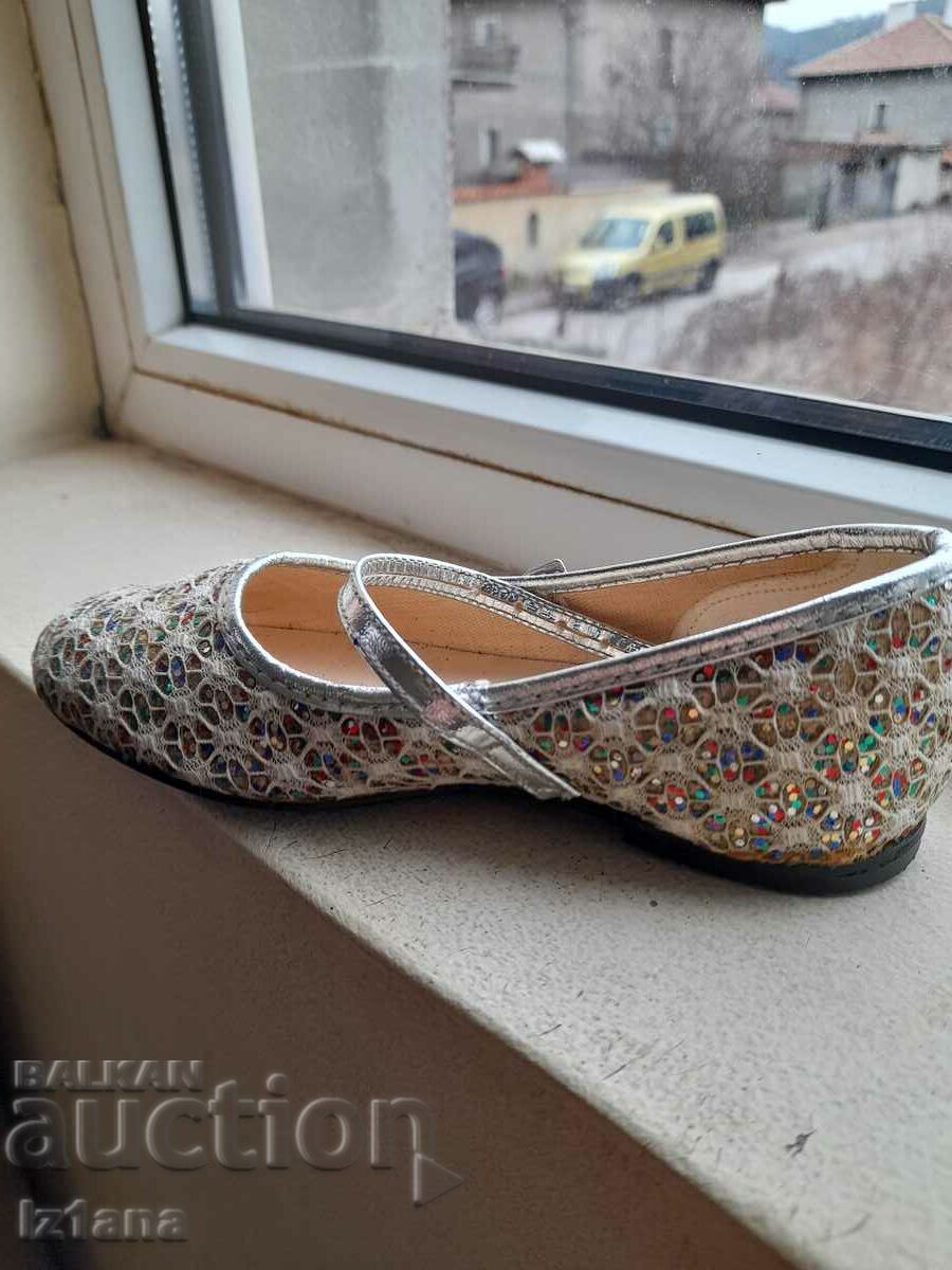 Old Dolcis Children's Shoes - 7