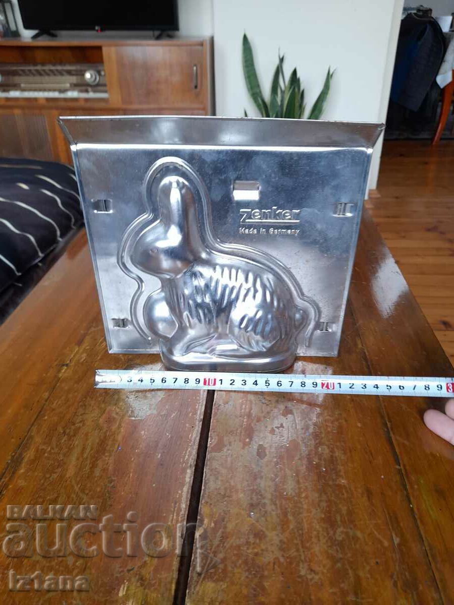 Old form for baking Rabbit, Zenker with price 37.00 BGN | € 18.92 Old form for baking Rabbit, Zenker with price 37.00 BGN | € 18.92