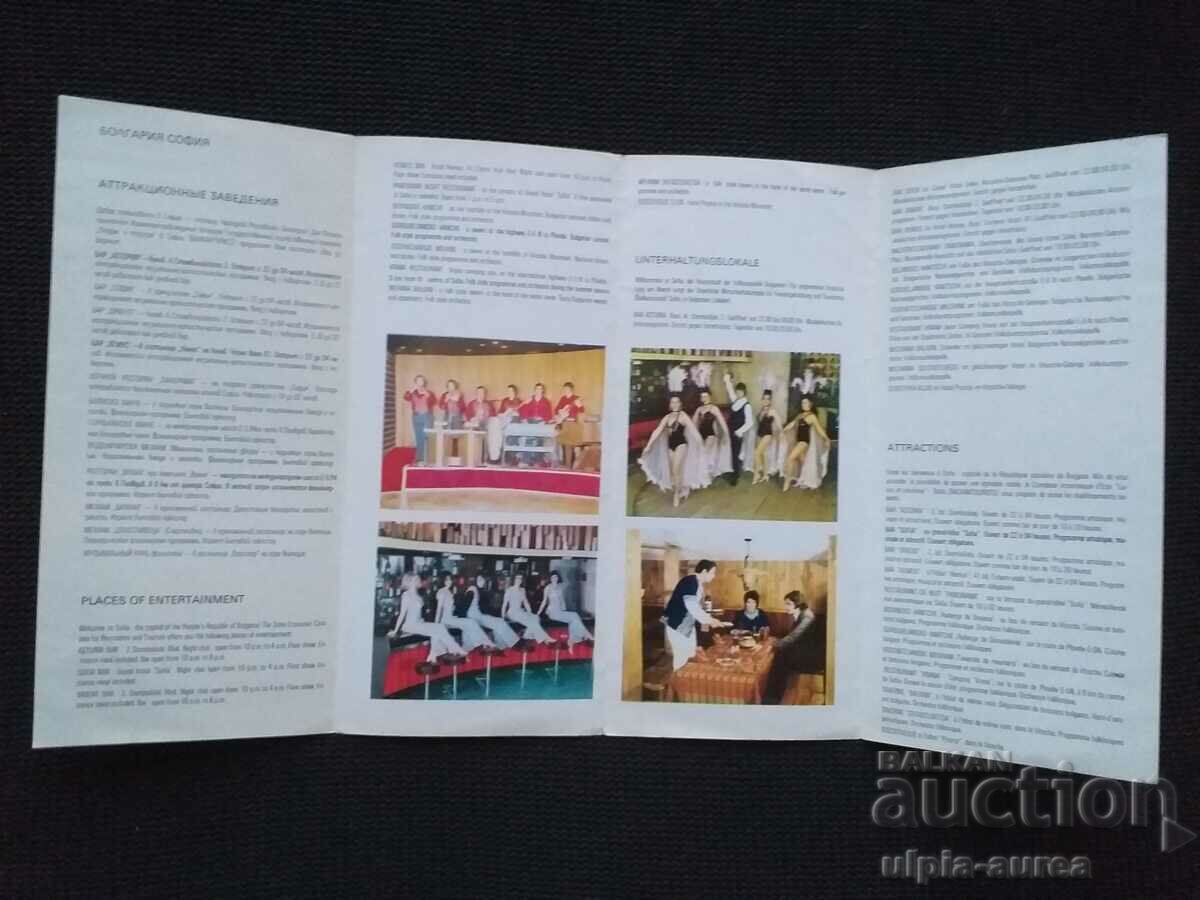 Auction Social brochure Auction Social brochure