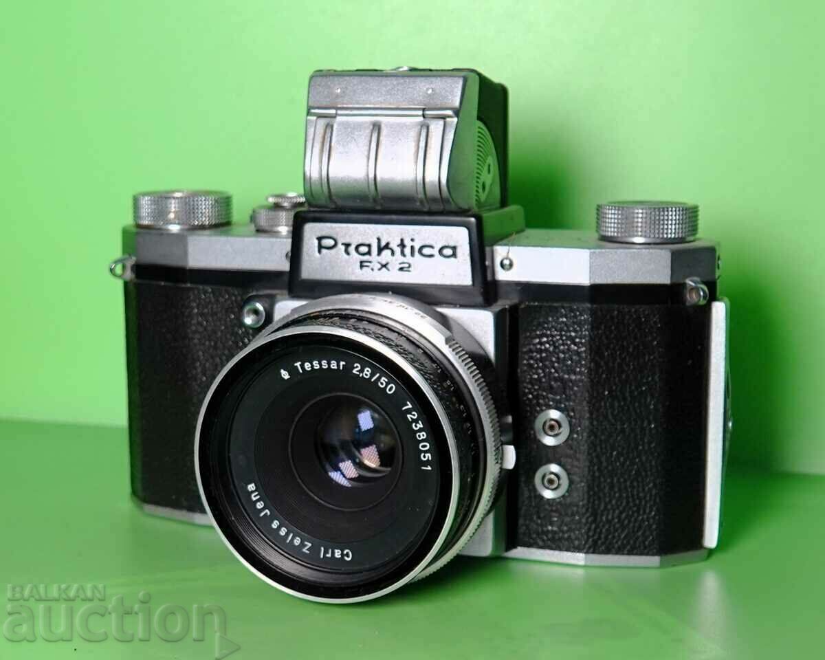 Praktica FX2