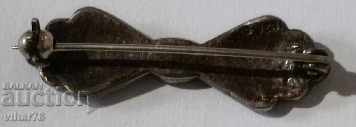 OLD BROWN-SILVER BROOCH - 6 OLD BROWN-SILVER BROOCH - 6