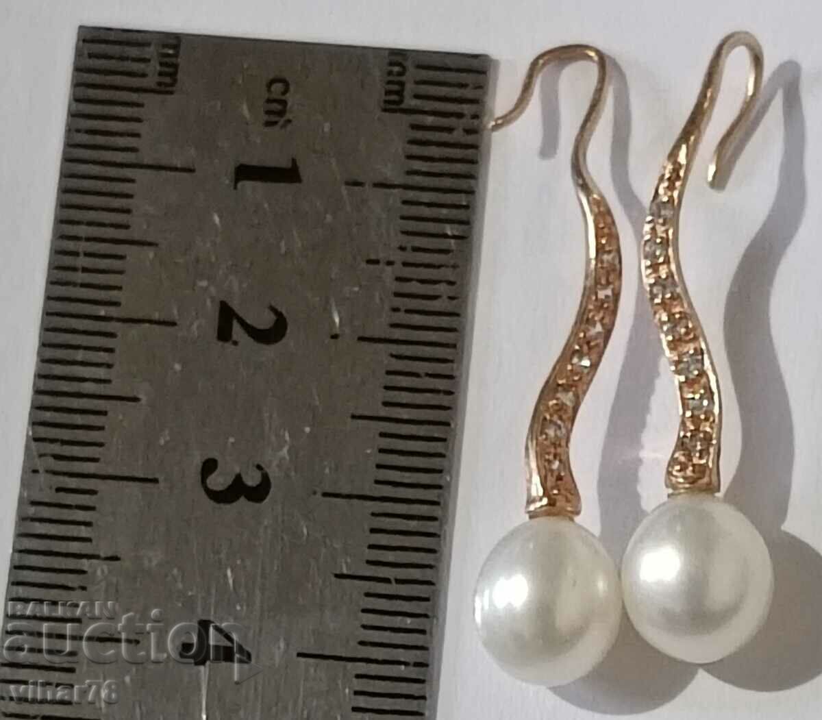 Cercei frumoși din argint cu placare cu aur și perle cu preț 149.99 BGN | € 76.69