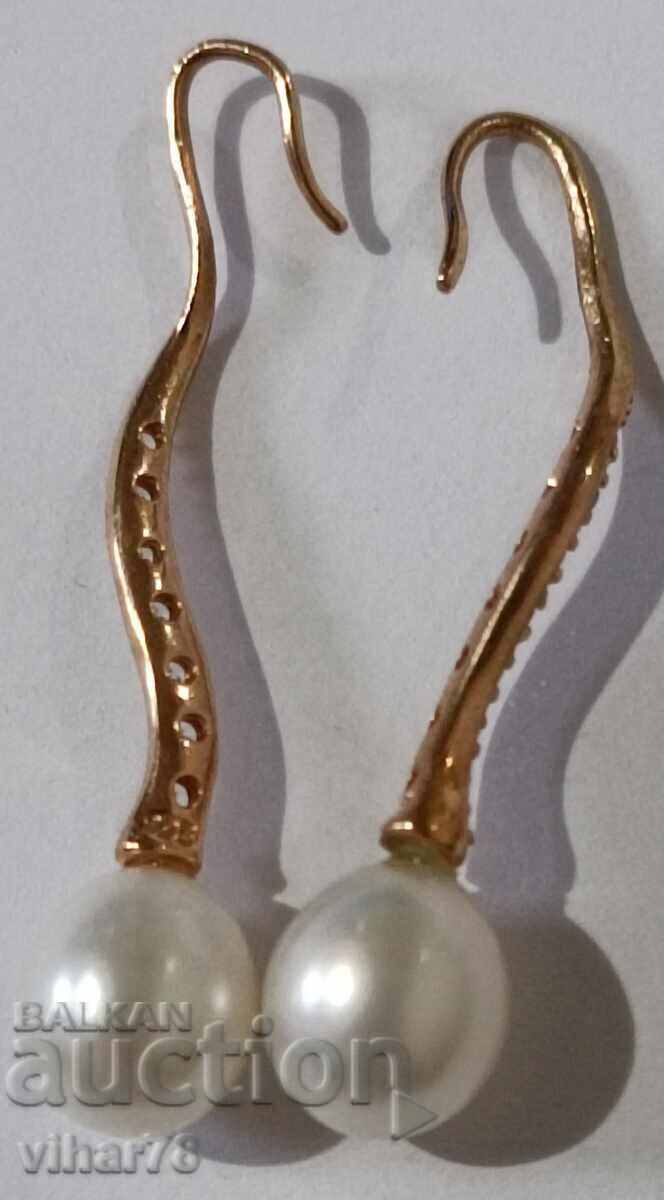 Licitație Cercei frumoși din argint cu placare cu aur și perle