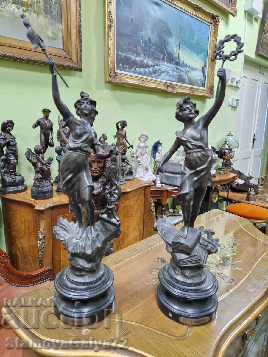 Аукцион Чифт страхотни френски фигури статуетки Аукцион Чифт страхотни френски фигури статуетки