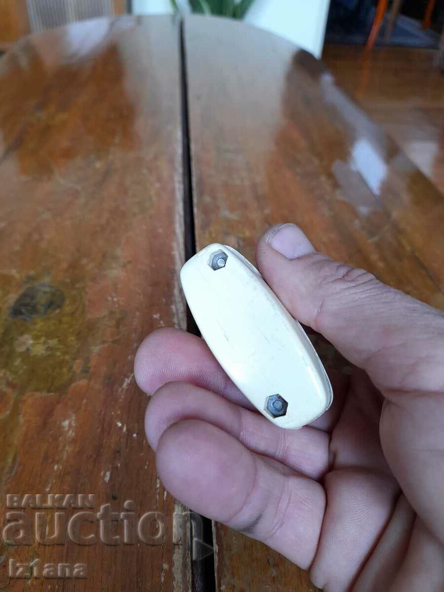 Delivery of Old night light switch Delivery of Old night light switch