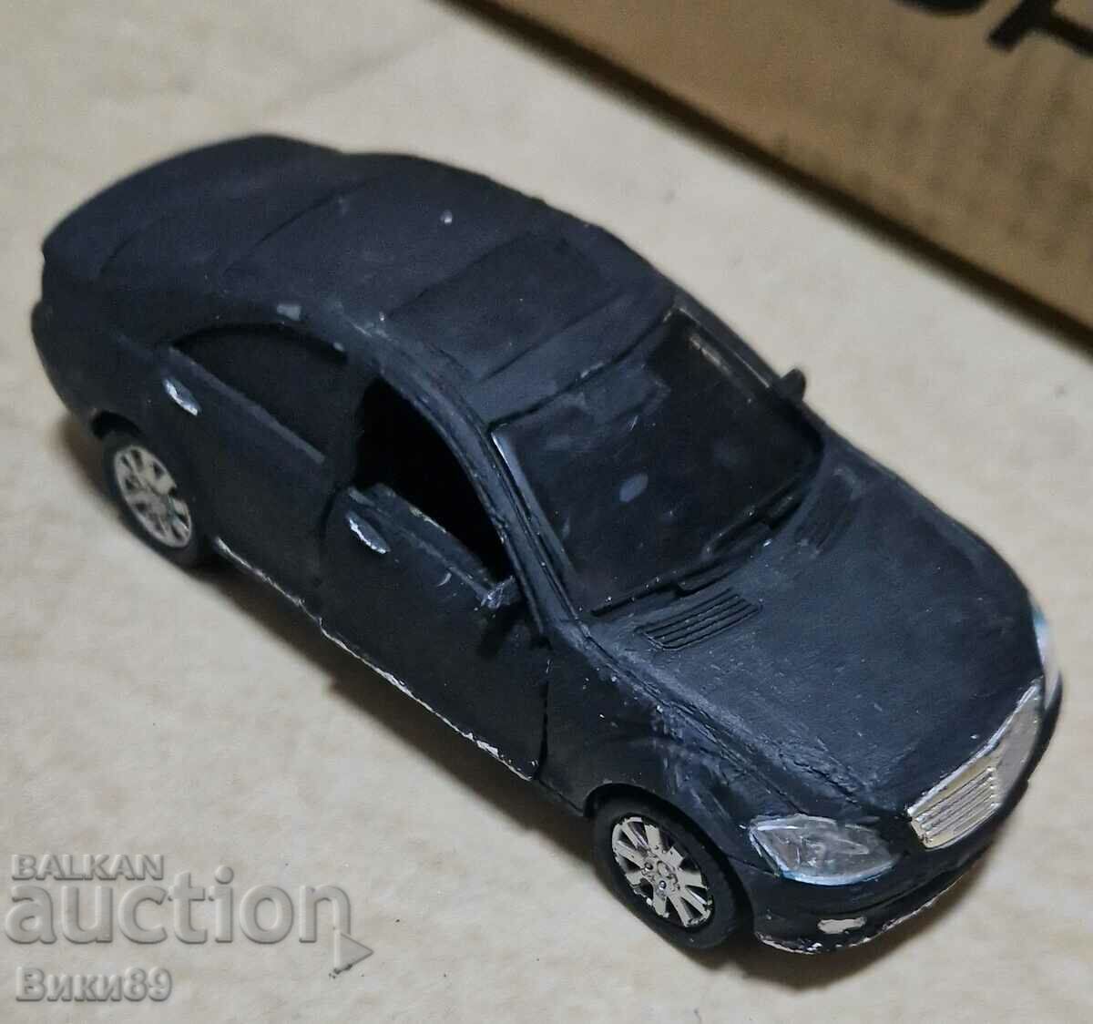 Mercedes S-class toy car 1:43