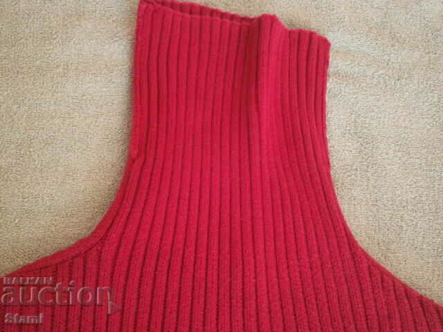 Delivery of Blouse Bershka wine red polo collar color size L/40