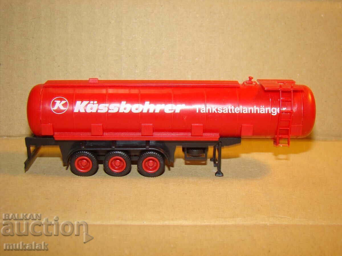 HERPA? H0 1/87 TRAILER TRUCK MODEL TROLLEY TANKER with price 15.00 BGN | € 7.67 HERPA? H0 1/87 TRAILER TRUCK MODEL TROLLEY TANKER with price 15.00 BGN | € 7.67