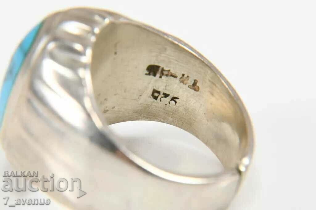 Old silver RING, silver and turquoise, Mexico 12/9/2024 with price 130.00 BGN | € 66.47 Old silver RING, silver and turquoise, Mexico 12/9/2024 with price 130.00 BGN | € 66.47