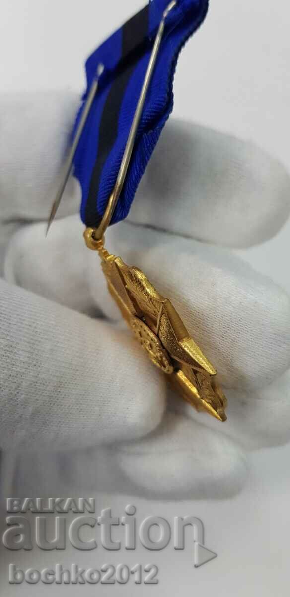 Collectible gilded order, medal, badge - Belgium - 6 Collectible gilded order, medal, badge - Belgium - 6