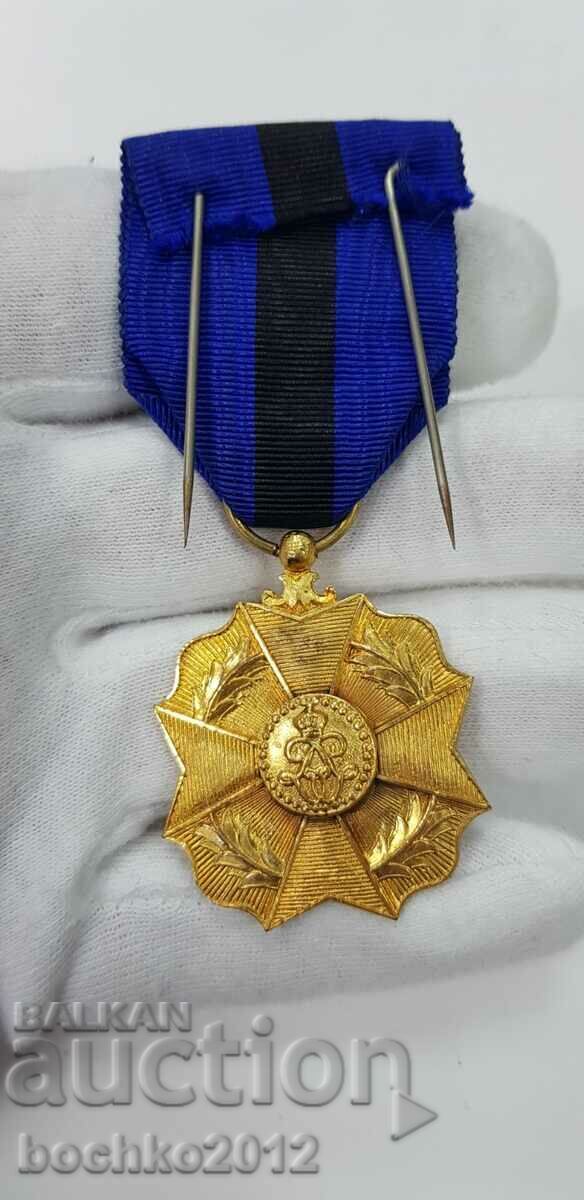 Collectible gilded order, medal, badge - Belgium - 7 Collectible gilded order, medal, badge - Belgium - 7