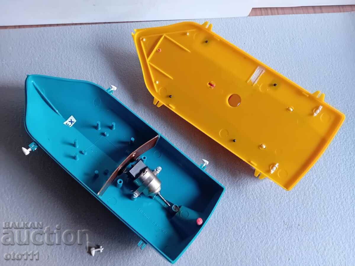 СТАРА  ИГРАЧКА - КАТЕР - 5