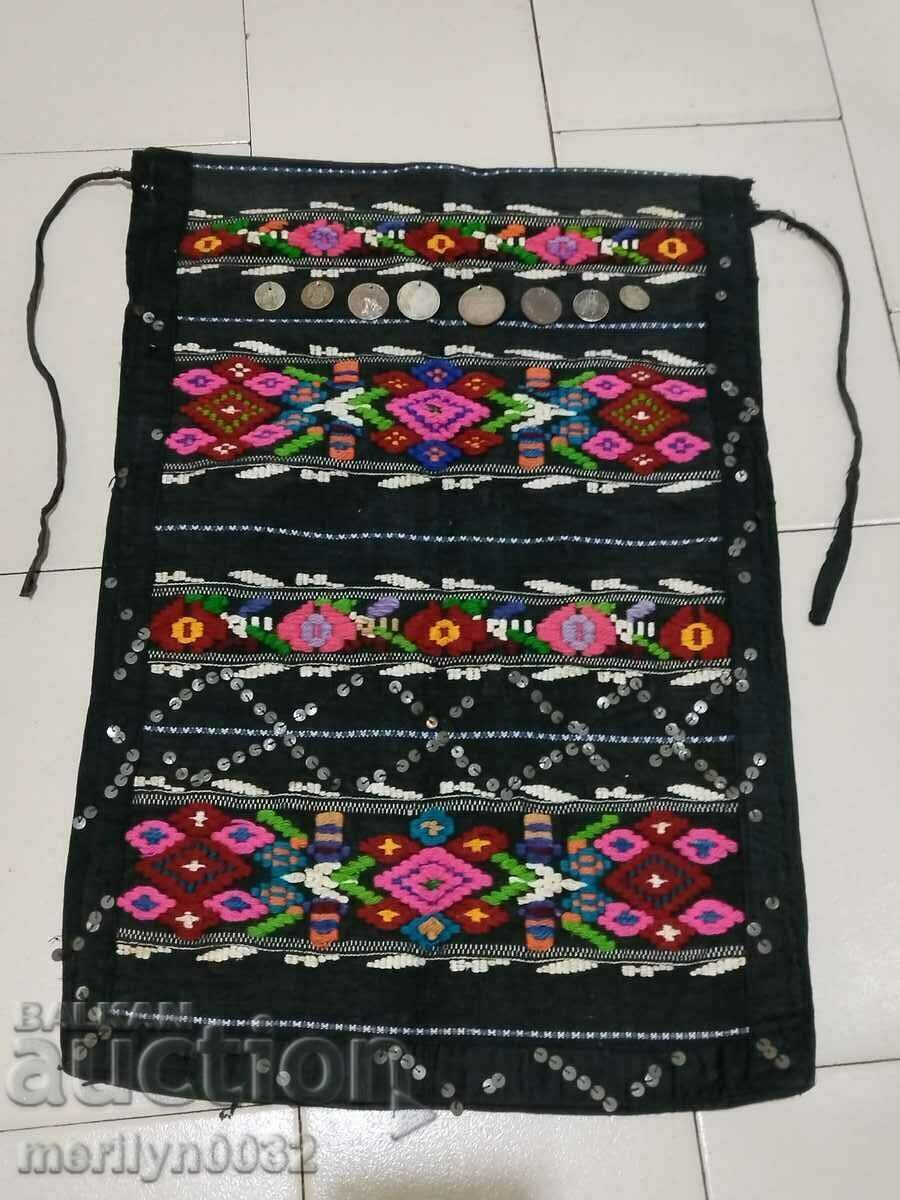 Costumul vechi de broderie șorț cu aburi sukman