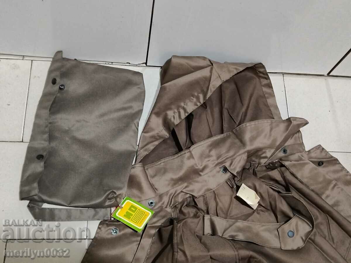 Noua pelerină generală a unui ofițer din anii 70 BNA NRB - 5 Noua pelerină generală a unui ofițer din anii 70 BNA NRB - 5