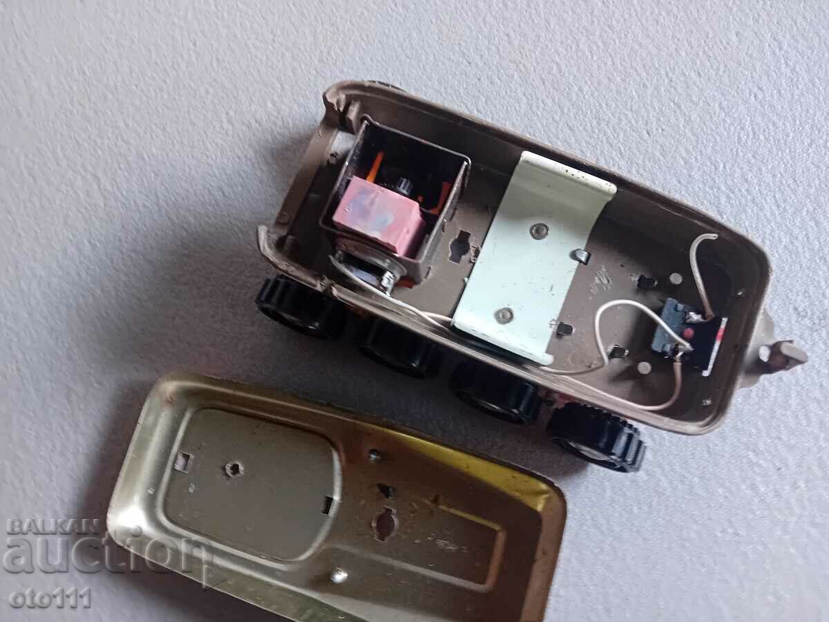 СТАРА  ИГРАЧКА  ЛУНОХОД - 5