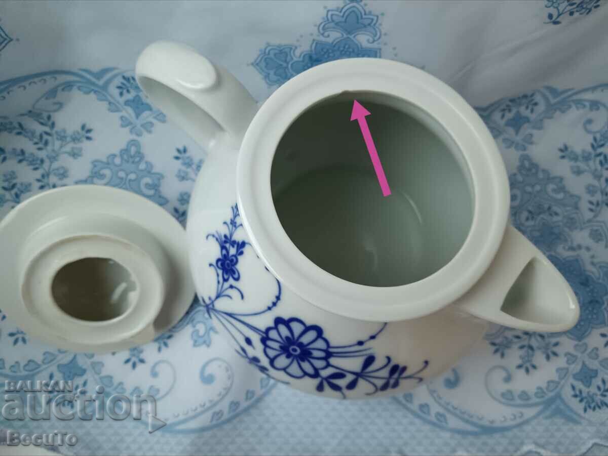 Tirschenreuth Bavaria jug and teapot, cobalt flowers - 6 Tirschenreuth Bavaria jug and teapot, cobalt flowers - 6