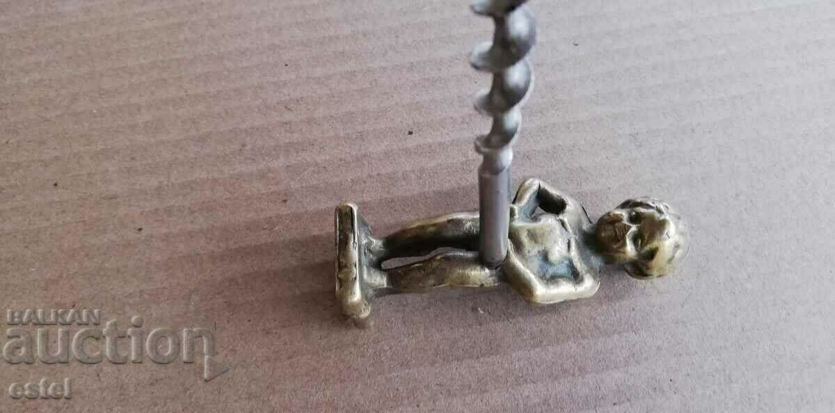 Тирбушон за бутилки - бронзов с цена € 14.50 | 28.36 лв. Тирбушон за бутилки - бронзов с цена € 14.50 | 28.36 лв.