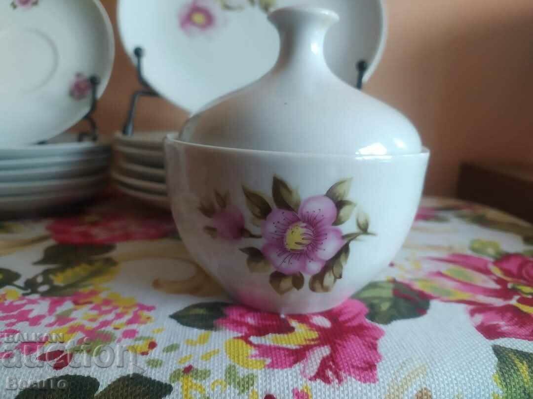 Porc. coffee/tea set by Kahla, GDR, GDR, apple color - 5 Porc. coffee/tea set by Kahla, GDR, GDR, apple color - 5