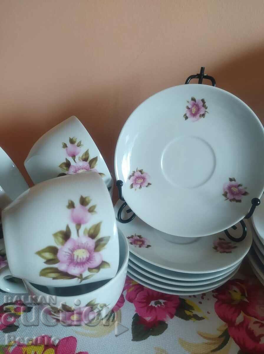 Porc. coffee/tea set by Kahla, GDR, GDR, apple color - 6 Porc. coffee/tea set by Kahla, GDR, GDR, apple color - 6