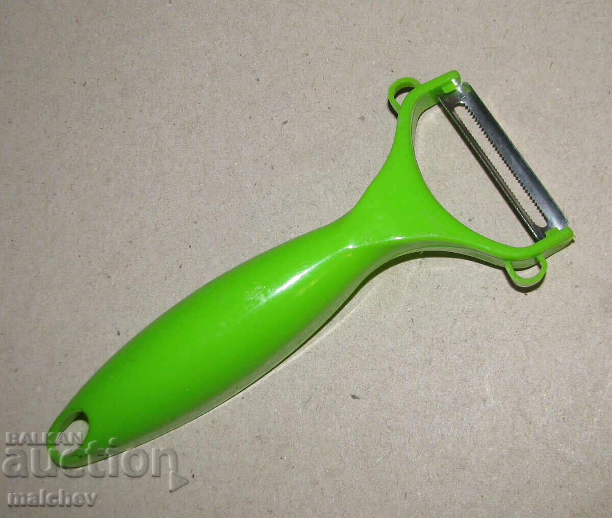 Peeler orizontal maner plastic 15 cm, conservat