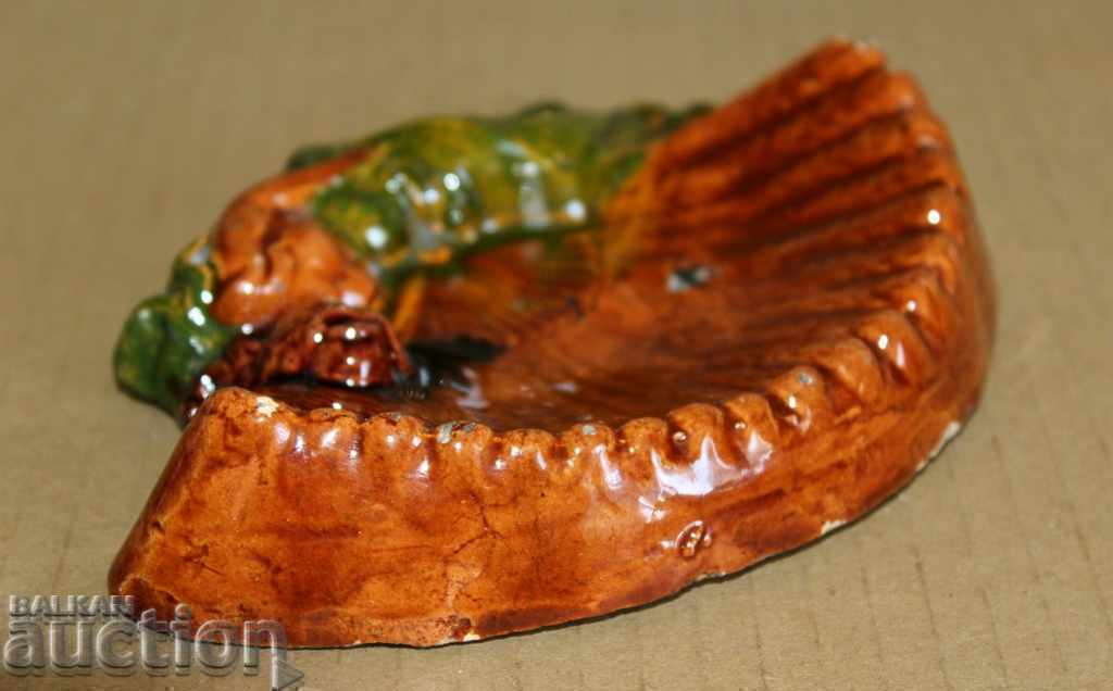 . OLD ROYAL CERAMIC ASHTRAY MERMAID CIGARETTE SBAKER - 6