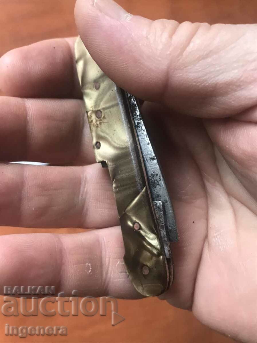 Delivery of FOLDING KNIFE LEG ANTIQUE BLADE-FOR REPAIR OR PARTS Delivery of FOLDING KNIFE LEG ANTIQUE BLADE-FOR REPAIR OR PARTS