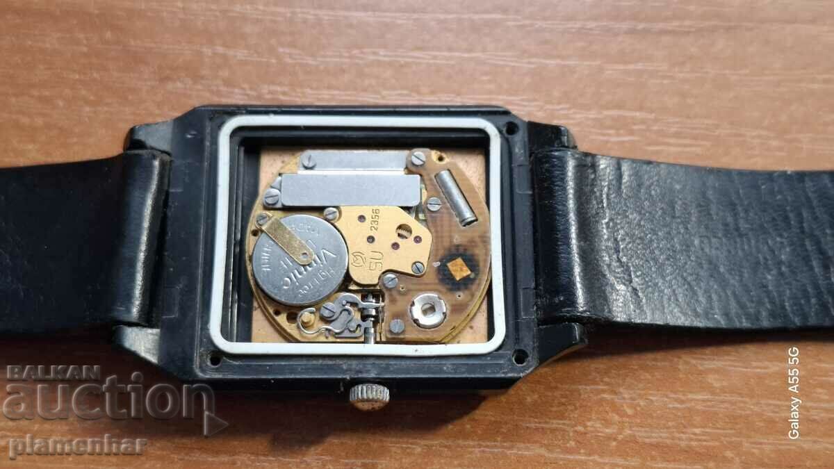 Luch quartz with price 59.00 BGN | € 30.17