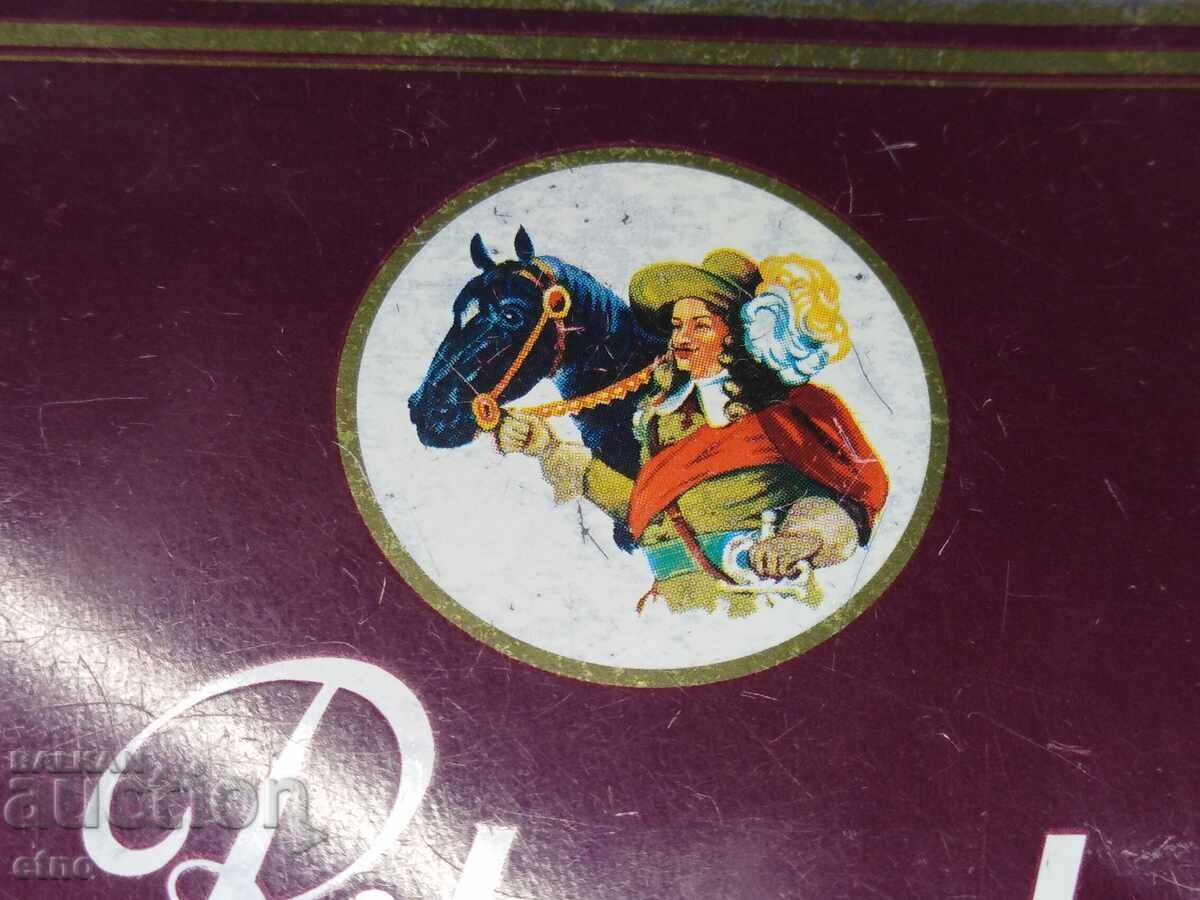 VINTAGE SMOKE BOX, CIGARETTE BOX - THE NETHERLANDS with price 10.00 BGN | € 5.11 VINTAGE SMOKE BOX, CIGARETTE BOX - THE NETHERLANDS with price 10.00 BGN | € 5.11