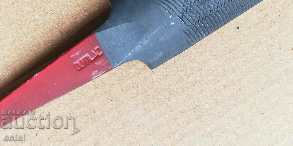 "OUTiLAC" semi-circular metal file - 5 "OUTiLAC" semi-circular metal file - 5