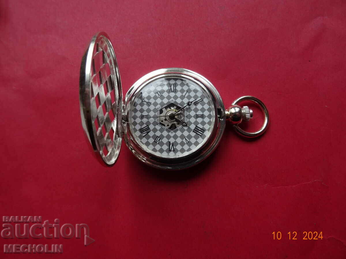 THE HERITAGE COLLECTION POCKET WATCH 1 with price 28.00 BGN | € 14.32 THE HERITAGE COLLECTION POCKET WATCH 1 with price 28.00 BGN | € 14.32
