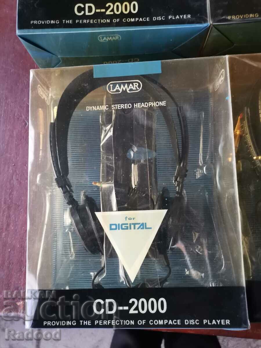 Headphones from the 90s 20 Quantity new with price 60.00 BGN | € 30.68 Headphones from the 90s 20 Quantity new with price 60.00 BGN | € 30.68